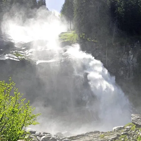 Erwin & Eleonore Huettl I * Neukirchen am Großvenediger