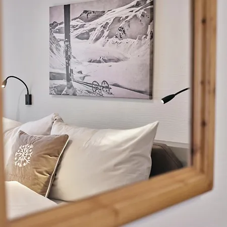 Erwin & Eleonore Huettl I