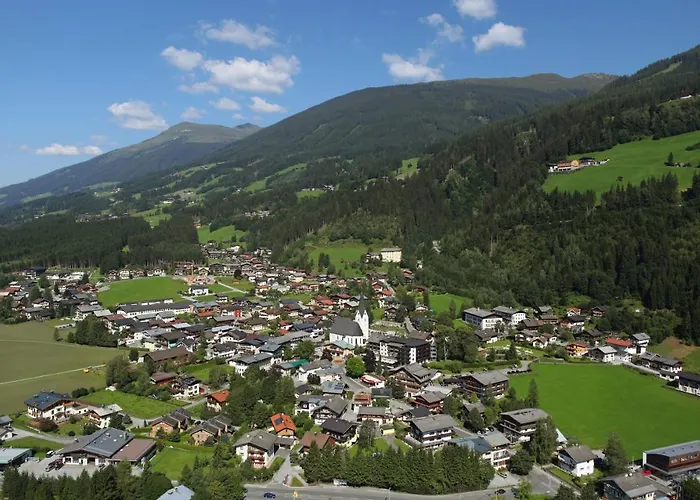 Erwin & Eleonore Huettl I * Нойкирхен-ам-Гросфенедигер