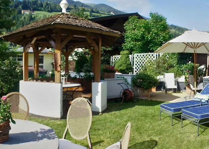 Erwin & Eleonore Huettl I Нойкирхен-ам-Гросфенедигер