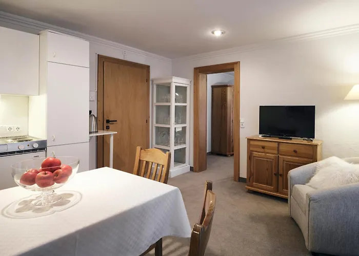 Erwin & Eleonore Huettl I *